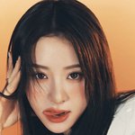 <b>어우</b> 내 얼굴 아닌데도 막 기 살아
