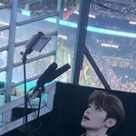 김태래 <b>폰카</b> 짤 개이쁜데