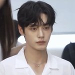 얘들아 이게 뭐냐...