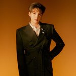 방탄 <b>슈가</b> 보그