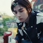 보넥도 오늘도 <b>뜸</b>