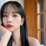 <b>웅</b><b>니</b>들 얼굴이 보약이고 비타민