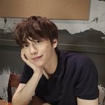 <b>현규</b>는 ㄹㅇ 걍 연예인이네