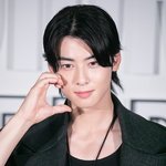 [모두드루와] 레이디 디올 <b>성수</b> 팝업 차은우 얼굴