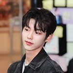이정현 이 얼굴에 <b>질투</b> 많은거