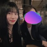 수지 이 사진 첨 <b>본다</b>