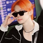 투바투 <b>출국</b>