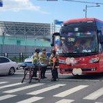 체험학습 가던 전세버스 <b>SUV</b>와 충돌, 10대 학생 10여 명 부