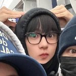 앤톤은 얼굴이랑 몸 <b>갭</b>차이가 미침