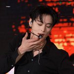 우리는 <b>이</b>들을 존잘<b>이라</b> 부르기로 했어요