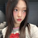 이 비주얼에 그 <b>춤선</b>이 말이 돼?