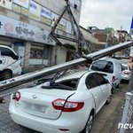 학교서 <b>공사</b>중 대형 크레인 넘어지며 시장 덮쳐