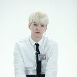 방탄 슈가 <b>달방</b> 교복