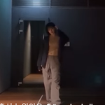 야 안유진 이거 복근 있는건가??