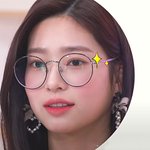 안경만 쓰면 왤케 얼굴이