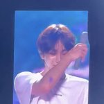 엔하이픈 단체로 오열중