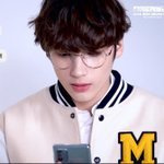 투바투 휴닝카이 전<b>소미</b>