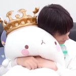 <b>휴닝</b>카이 진심 너무 순수한거 아니냐..