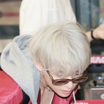 아니 뷔 땜에 나 너무 <b>혼란</b>스러워