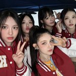 뉴진스 <b>축제</b> 셀카