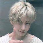 뷔는 무슨 10년차에 미모 레전드 찍누ㅋㅋ