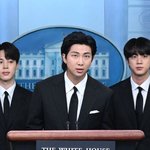 방탄 알엠 <b>White</b> House 220601