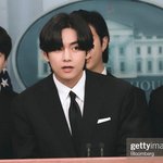 방탄 뷔 <b>White</b> House 220601