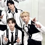 <b>유닛별</b> 내 최애들 붙어있다❤️❤️