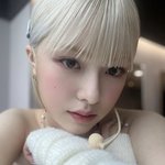 <b>여태</b>까지 몰라봬서 죄송합니다