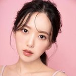 웨딩 화보 공개한 前 헬로비너스&amp;유니티 <b>윤조</b>