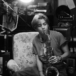 방탄 뷔 트럼펫 부는거 봐