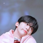 보자마자 <b>미소</b> 지어지는 비주얼 남돌