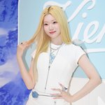 첫 탈색하고 <b>키엘</b> 행사 참석한 빌리 츠키