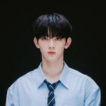 유승언 얼굴 기 <b>산다</b>