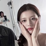 [<b>댓글</b>부탁해] 이 <b>두</b> 사람 얼굴 공통점 뭐 같음
