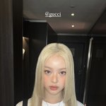 [모두드루와] 뉴진스 <b>하니</b> 구찌에서 금발한거 봤어..? 미쳤 음ㄹㅇ