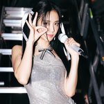 지수 투어 <b>의상</b>중에 예뻤던 <b>의상</b>