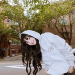 <b>권은비</b> 예쁘고 착하고 실력 좋아서 잘됐으면 했는데