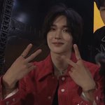 유노윤호가 <b>원빈</b> 카메라에 <b>인사</b>시킴ㅋㅋ