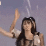 무대중에 비틀거리는 아이린.<b>gif</b>