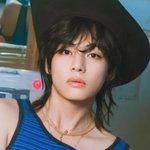 방탄 뷔 얼굴 미쳤네