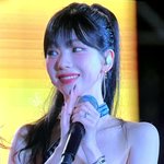 카리나 이렇게 웃는거 안예쁜데