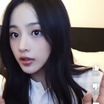 하 민지 개이쁘게 생겼다