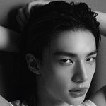 <b>황현진</b> 에스콰이어 코리아