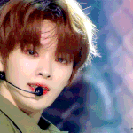 <b>성찬</b> ㅈㄴ 잘생겼네..