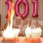 친구가 게임에서 이상한 남자한테 혹 해서 만났는데