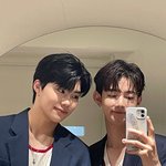 [ZB1] <b>하오</b>랑 건욱이 첫 셀카…