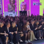 오늘 지수 디올쇼 옆자리 사람들