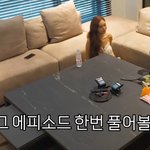 집에 갇힌 <b>뱀뱀</b>을 구해준 적 있다는 마마무 화사