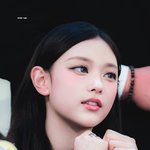 아 진짜 <b>이</b> 여<b>돌</b> 얼굴 미쳤다 진짜로